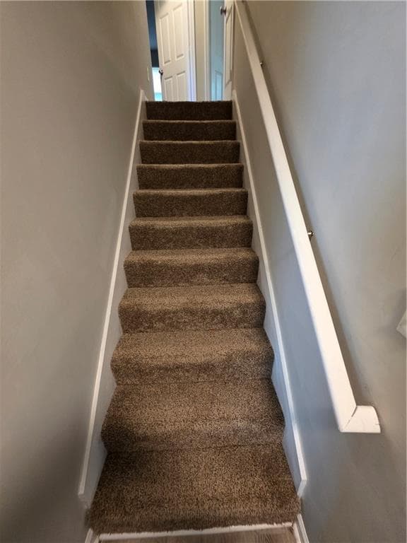 3 bedroom, 3 bathroom, 2,132 sq ft single family residence for sale at 3000 Sebring Court, Decatur, GA 30034 — photo 8