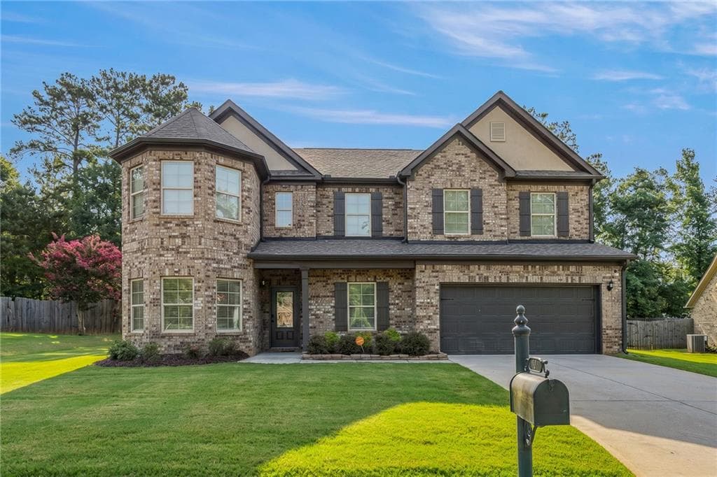 5 bedroom, 4 bathroom, 3,869 sq ft single family residence for sale at 141 Pinehaven Court, Mcdonough, GA 30252 — photo 3
