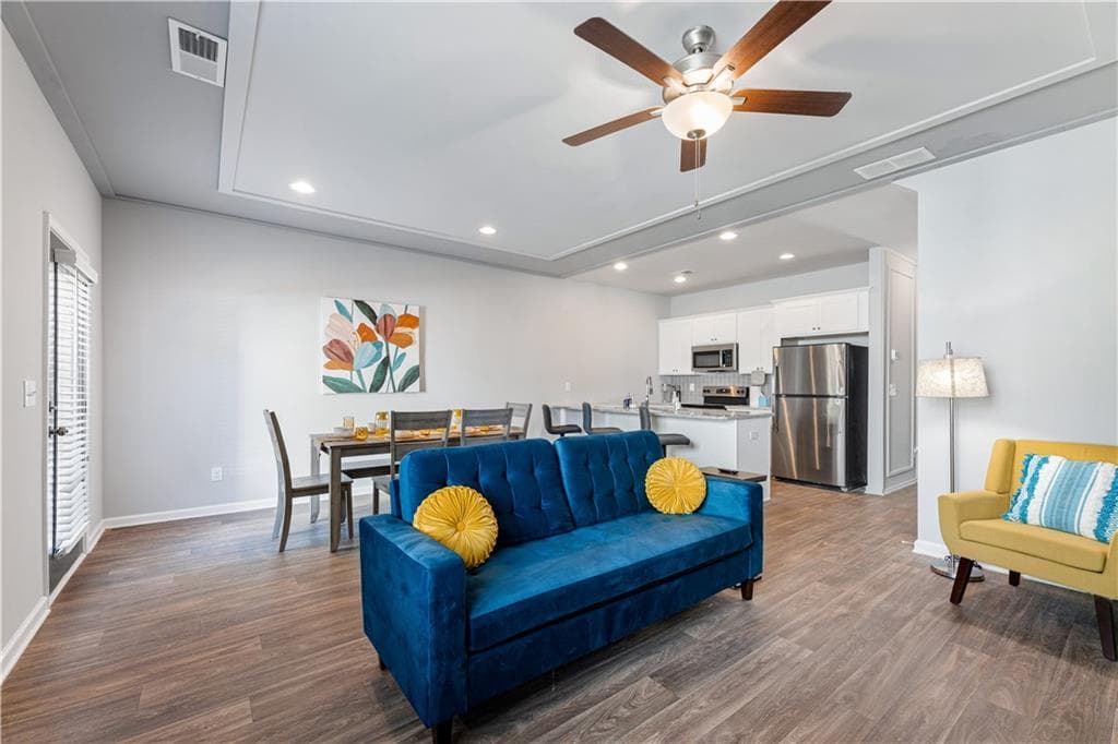 3 bedroom, 3 bathroom, 1,336 sq ft townhouse for rent at 2831 Ridgeview Drive, Atlanta, GA 30331 for $2,400 a month — photo 7