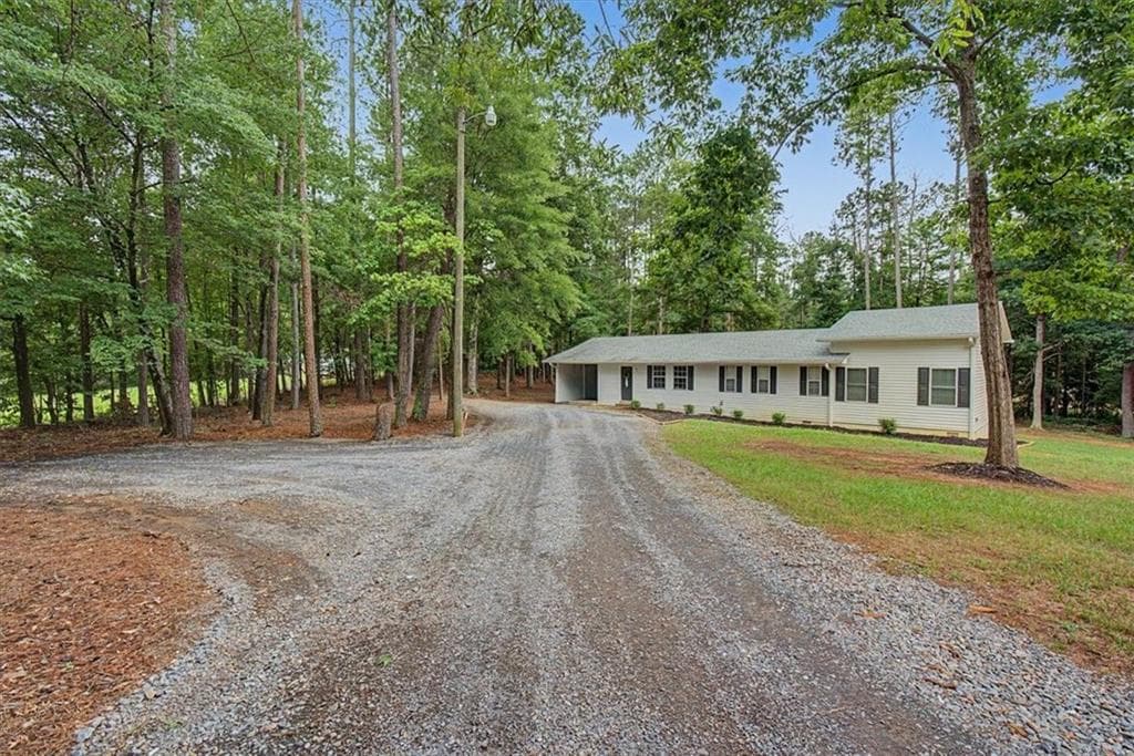 3 bedroom, 3 bathroom, 1,613 sq ft single family residence for sale at 1971 Euharlee Road, Kingston, GA 30145 — photo 2