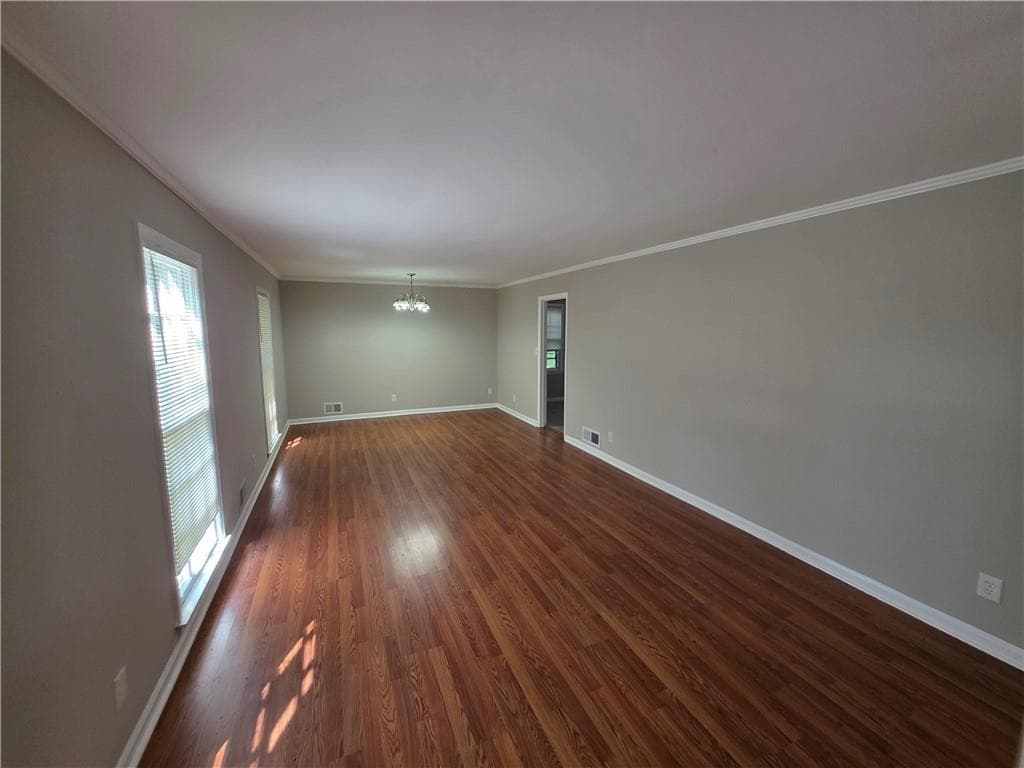3 bedroom, 3 bathroom, 1,875 sq ft single family residence under contract at 5183 Mccarter Court, Stone Mountain, GA 30088 — photo 3