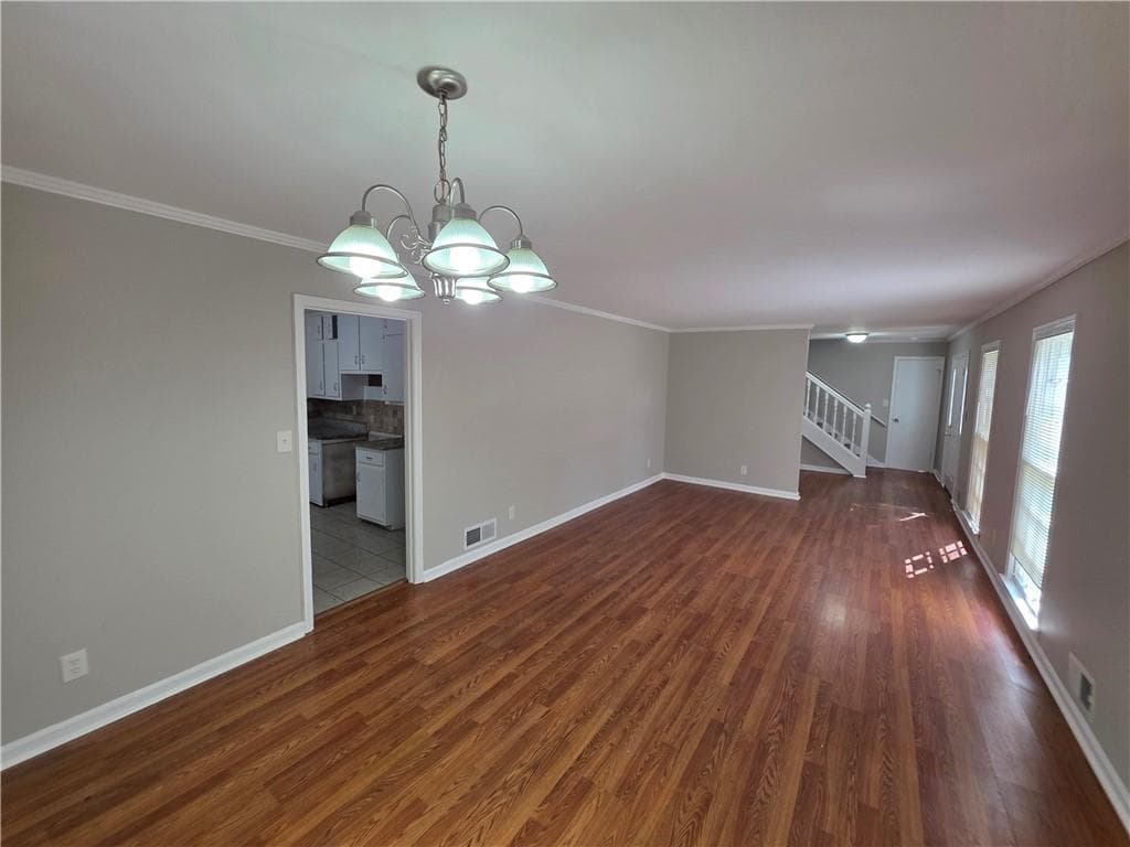 3 bedroom, 3 bathroom, 1,875 sq ft single family residence under contract at 5183 Mccarter Court, Stone Mountain, GA 30088 — photo 4