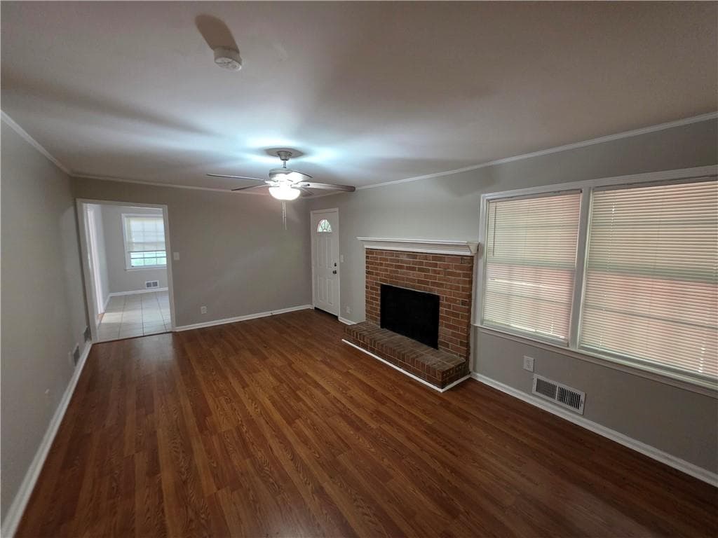 3 bedroom, 3 bathroom, 1,875 sq ft single family residence under contract at 5183 Mccarter Court, Stone Mountain, GA 30088 — photo 7