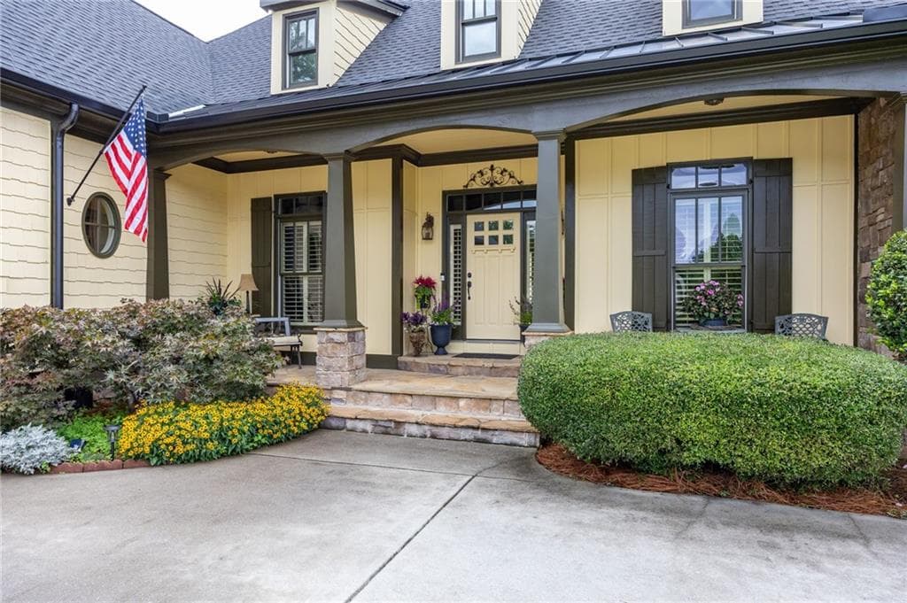 6 bedroom, 5 bathroom, 5,864 sq ft single family residence for sale at 154 Gold Leaf Trail, Powder Springs, GA 30127 — photo 3