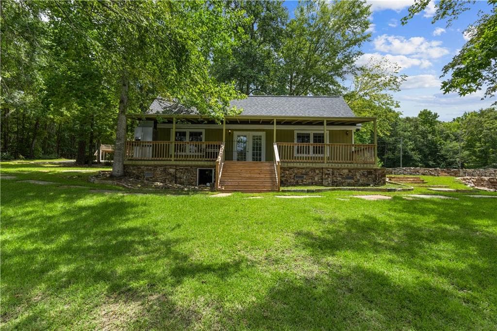 3 bedroom, 3 bathroom, 4,092 sq ft single family residence under contract at 5098 Crescent Road, Dry Branch, GA 31020 — photo 6