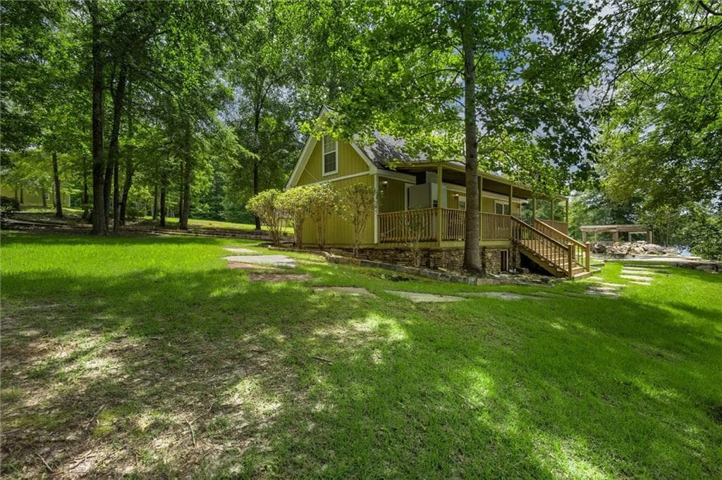 3 bedroom, 3 bathroom, 4,092 sq ft single family residence under contract at 5098 Crescent Road, Dry Branch, GA 31020 — photo 7