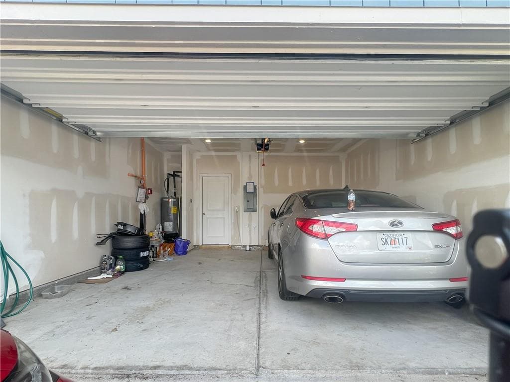 3 bedroom, 3 bathroom, 1,854 sq ft townhouse for sale at 6631 Wyndall Drive, Douglasville, GA 30135 — photo 5