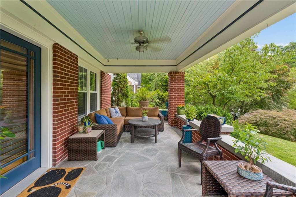 4 bedroom, 3 bathroom, 2,099 sq ft single family residence for sale at 776 Yorkshire Road, Atlanta, GA 30306 — photo 3