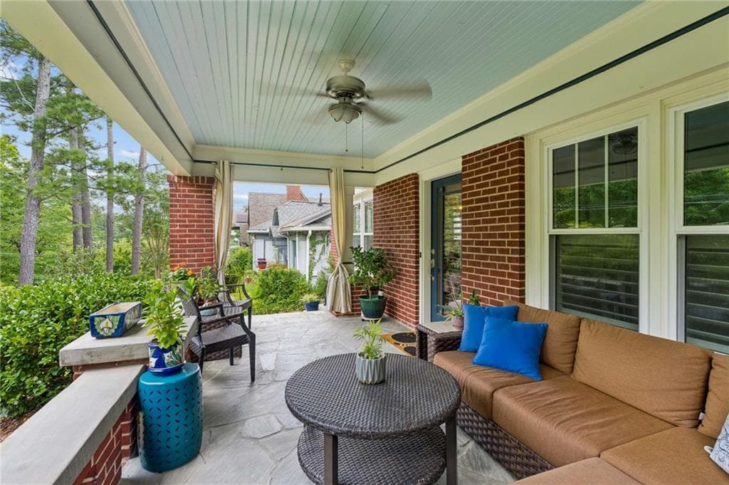 4 bedroom, 3 bathroom, 2,099 sq ft single family residence for sale at 776 Yorkshire Road, Atlanta, GA 30306 — photo 4