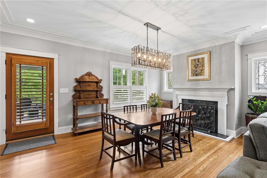 4 bedroom, 3 bathroom, 2,099 sq ft single family residence for sale at 776 Yorkshire Road, Atlanta, GA 30306 — photo 8