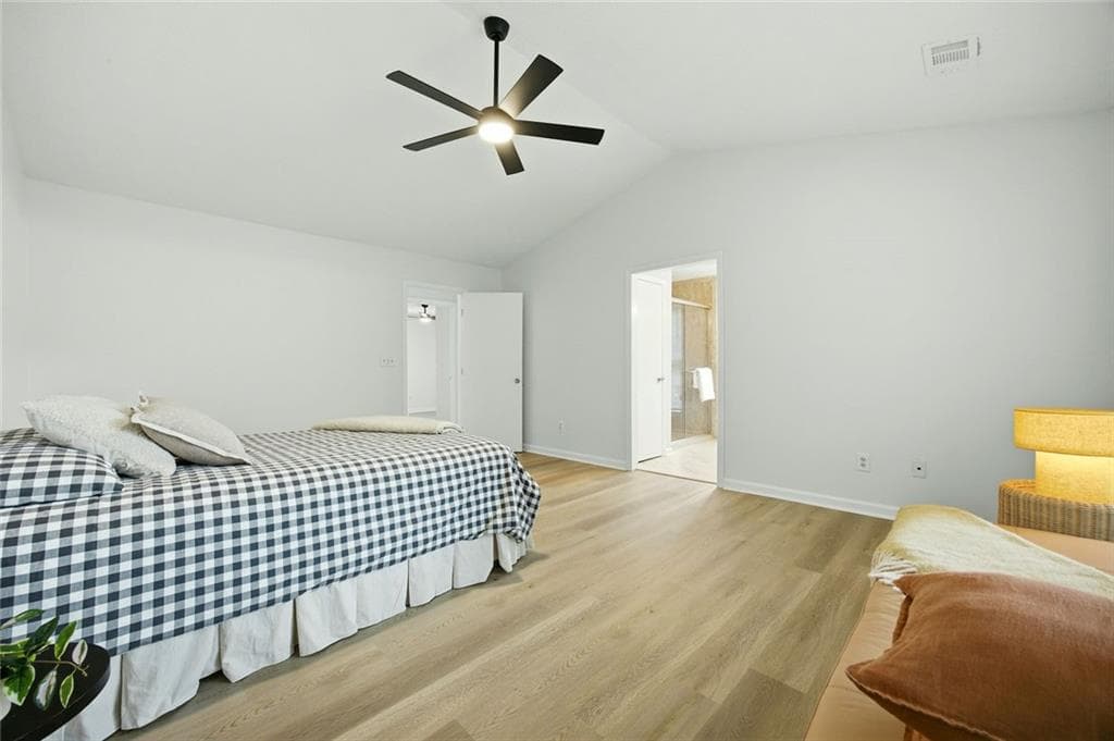 3 bedroom, 2 bathroom, 1,468 sq ft single family residence under contract at 10855 Mortons Circle, Johns Creek, GA 30022 — photo 6