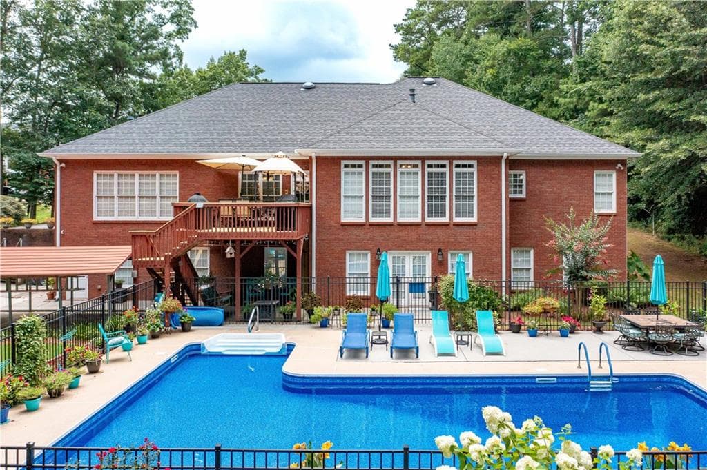 4 bedroom, 4 bathroom, 3,305 sq ft single family residence under contract at 8227 Farmington Lane, Winston, GA 30187 — photo 3