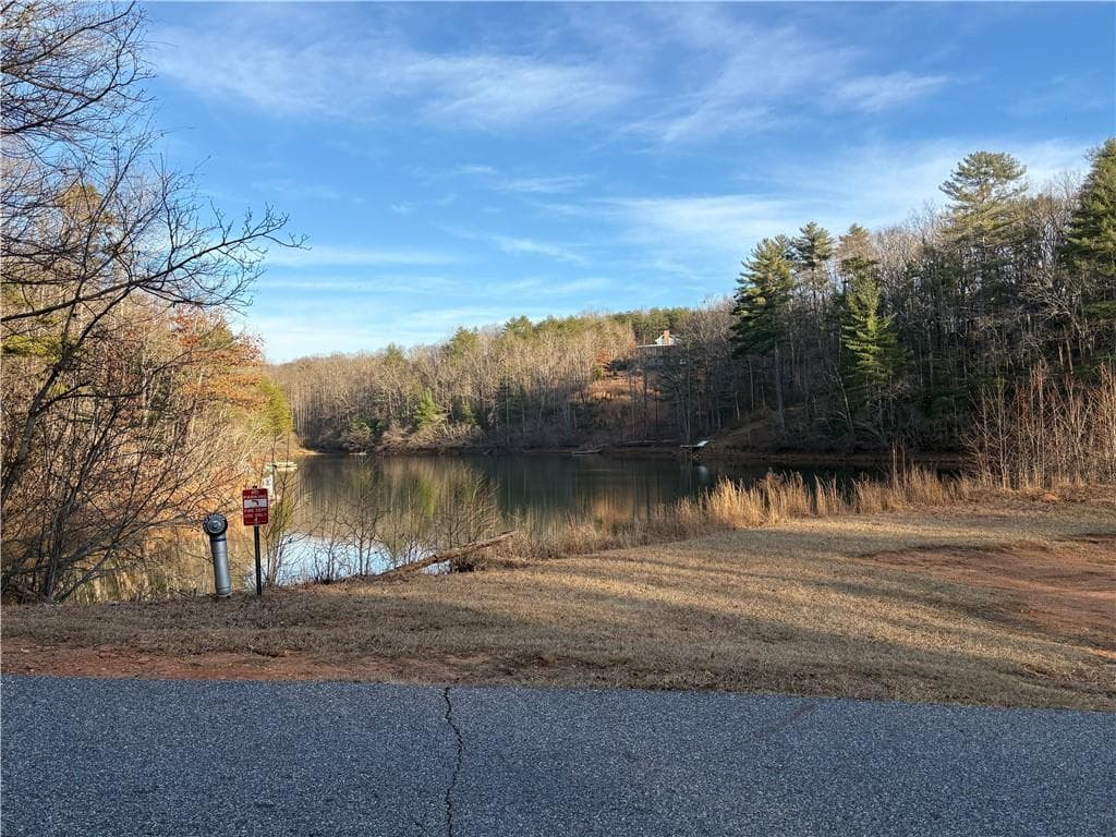 5 bedroom, 3 bathroom, 2,478 sq ft single family residence for sale at 2585 Panorama Drive, Sautee Nacoochee, GA 30571 — photo 2