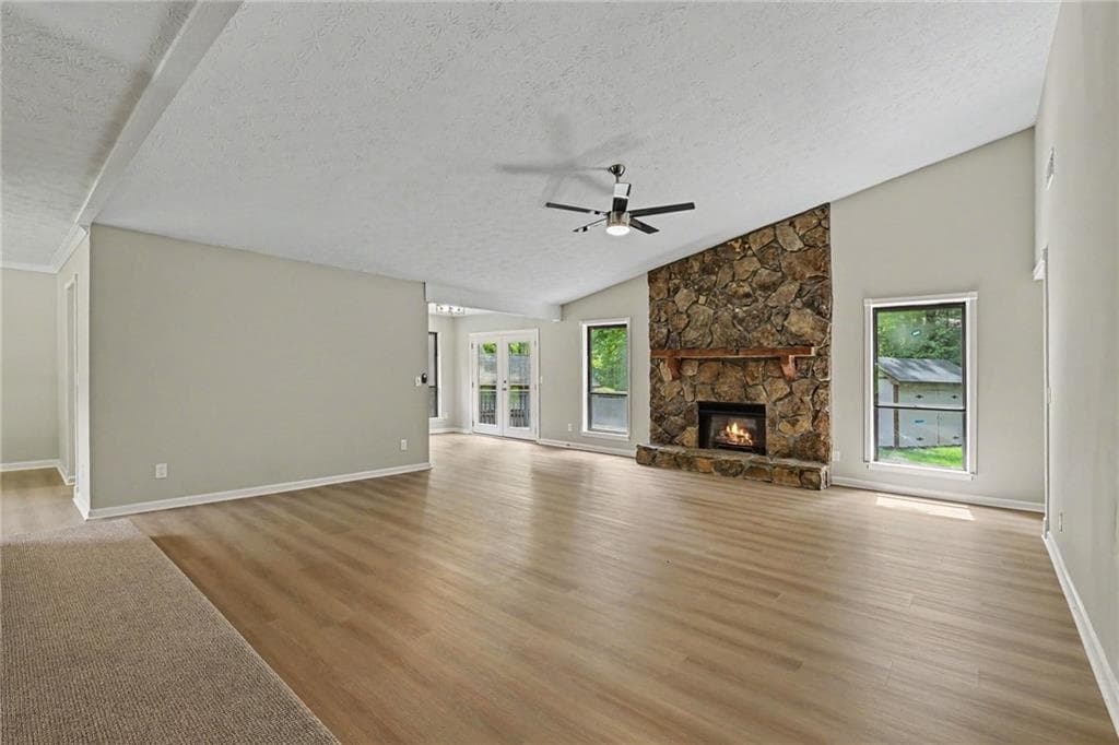 3 bedroom, 2 bathroom, 2,378 sq ft single family residence for sale at 1215 Wade Green Circle, Acworth, GA 30102 — photo 4