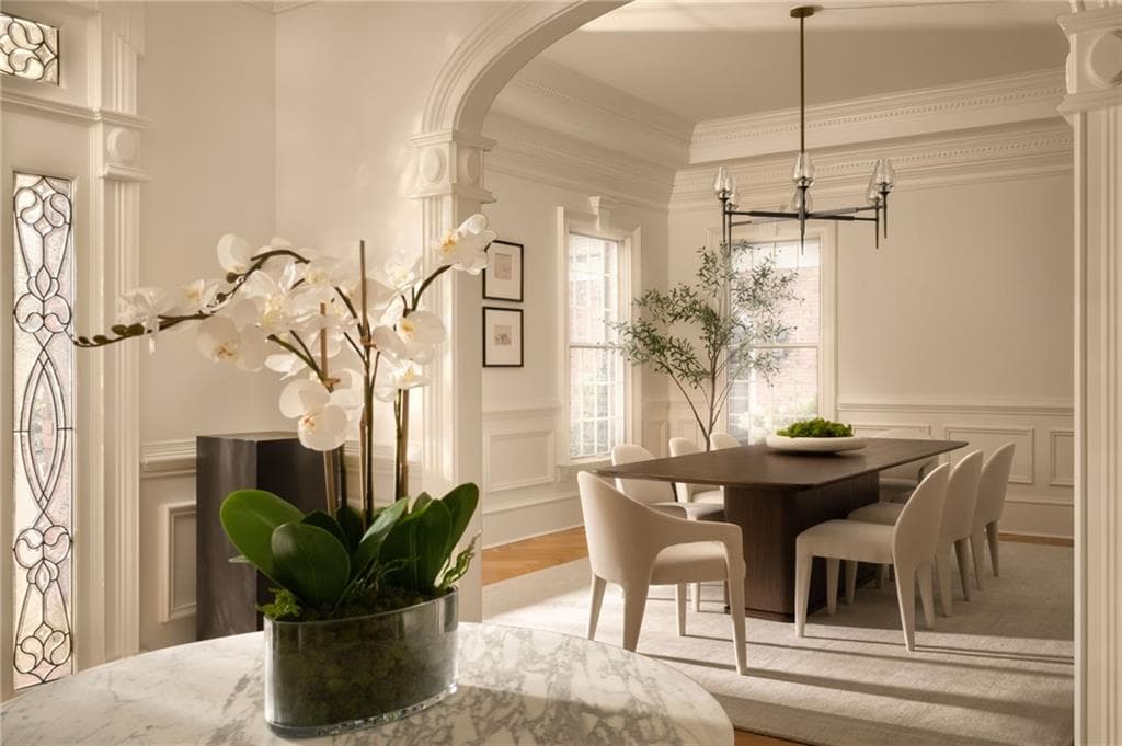 9 bedroom, 8 bathroom, 9,166 sq ft single family residence under contract at 555 Tullamore Way, Milton, GA 30004 — photo 6