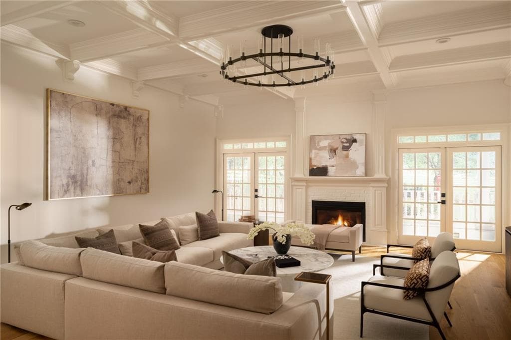 9 bedroom, 8 bathroom, 9,166 sq ft single family residence under contract at 555 Tullamore Way, Milton, GA 30004 — photo 9