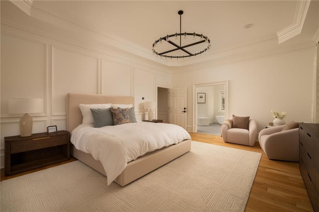 9 bedroom, 8 bathroom, 9,166 sq ft single family residence under contract at 555 Tullamore Way, Milton, GA 30004 — photo 10