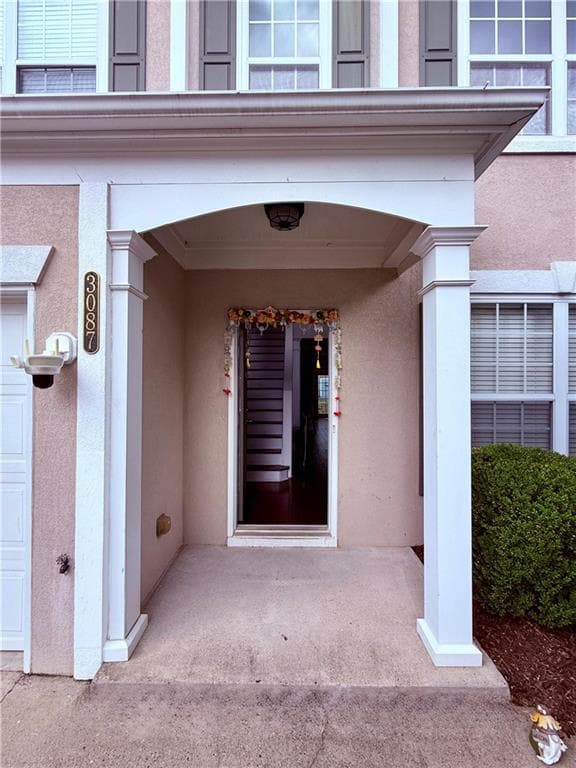 3 bedroom, 3 bathroom, 1,364 sq ft townhouse for sale at 3087 Commonwealth Way, Alpharetta, GA 30004