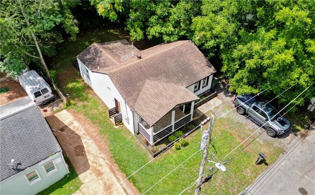 3 bedroom, 2 bathroom, 988 sq ft single family residence for sale at 296 Thornton Street, Atlanta, GA 30315 — photo 5