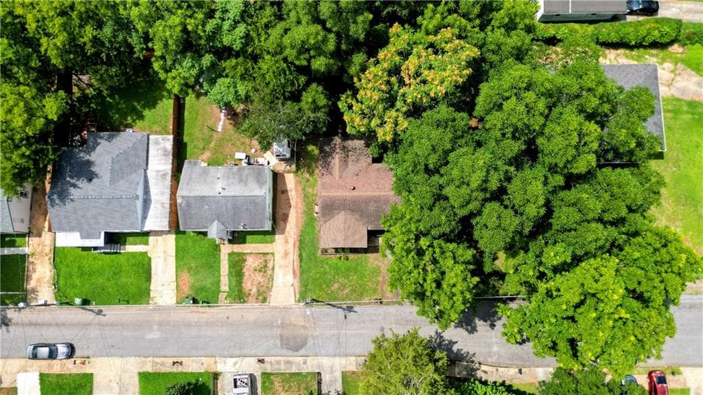 3 bedroom, 2 bathroom, 988 sq ft single family residence for sale at 296 Thornton Street, Atlanta, GA 30315 — photo 6