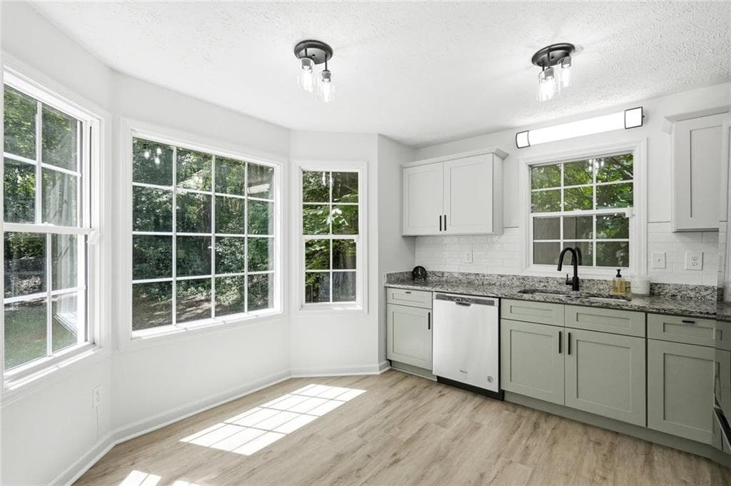 3 bedroom, 2 bathroom, 1,282 sq ft single family residence for sale at 195 Ashbury Court, Dallas, GA 30157 — photo 9