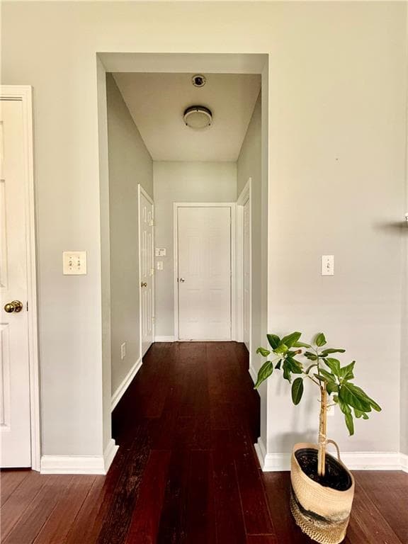 3 bedroom, 3 bathroom, 1,364 sq ft townhouse for sale at 3087 Commonwealth Way, Alpharetta, GA 30004 — photo 7