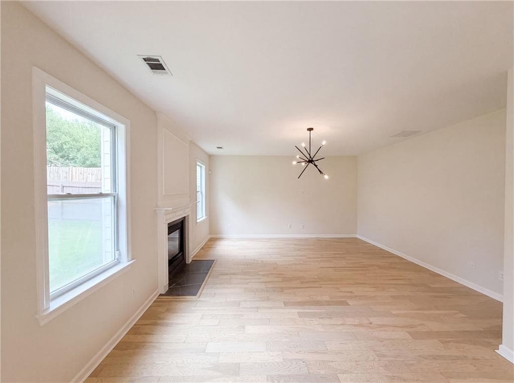 4 bedroom, 2 bathroom, 2,958 sq ft single family residence for sale at 3718 Park Hill Circle, Loganville, GA 30052 — photo 6