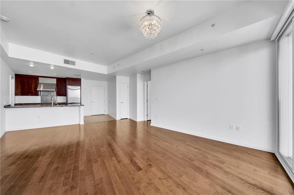 2 bedroom, 2 bathroom, 1,262 sq ft condominium for rent at 3325 Piedmont Road 2307, Atlanta, GA 30305 for $3,000 a month — photo 4