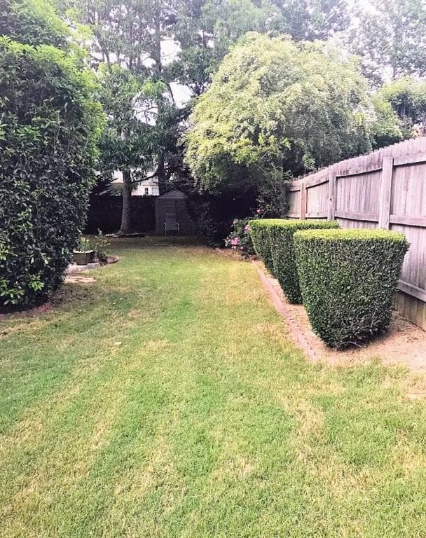 4 bedroom, 3 bathroom, 2,300 sq ft single family residence for rent at 10070 Lauren Hall Court, Alpharetta, GA 30022 for $3,000 a month — photo 2