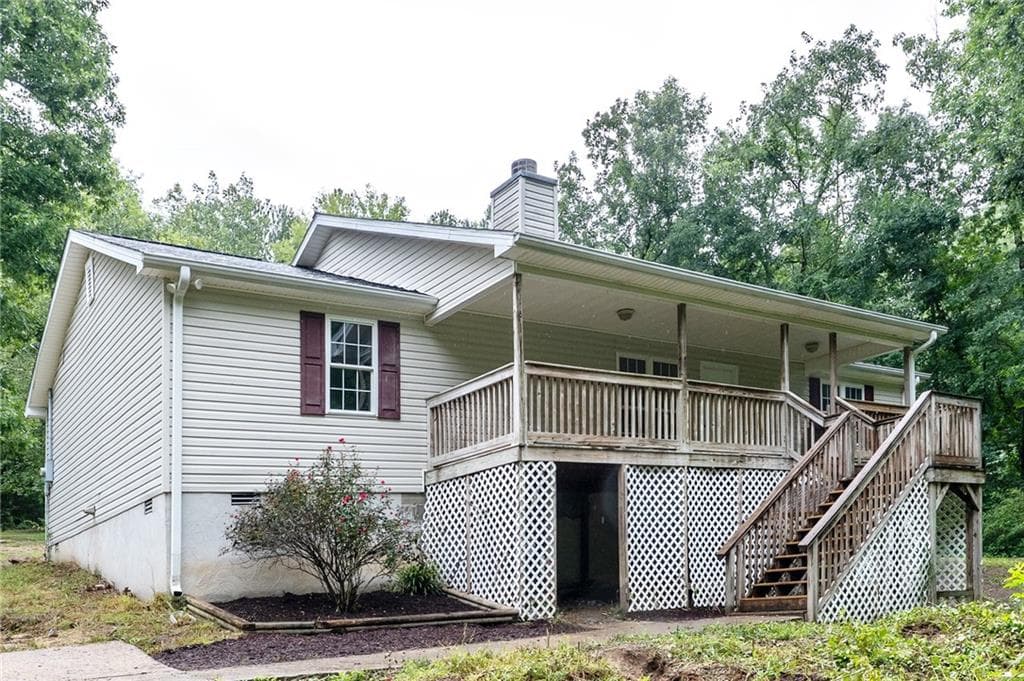 3 bedroom, 2 bathroom, 1,653 sq ft single family residence for sale at 70 Katie Lane, Carlton, GA 30627 — photo 2