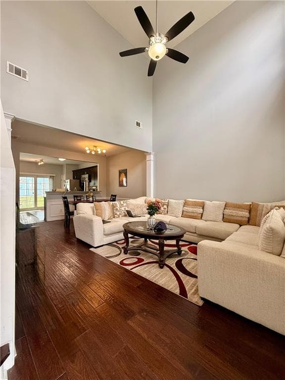 3 bedroom, 3 bathroom, 1,364 sq ft townhouse for sale at 3087 Commonwealth Way, Alpharetta, GA 30004 — photo 2