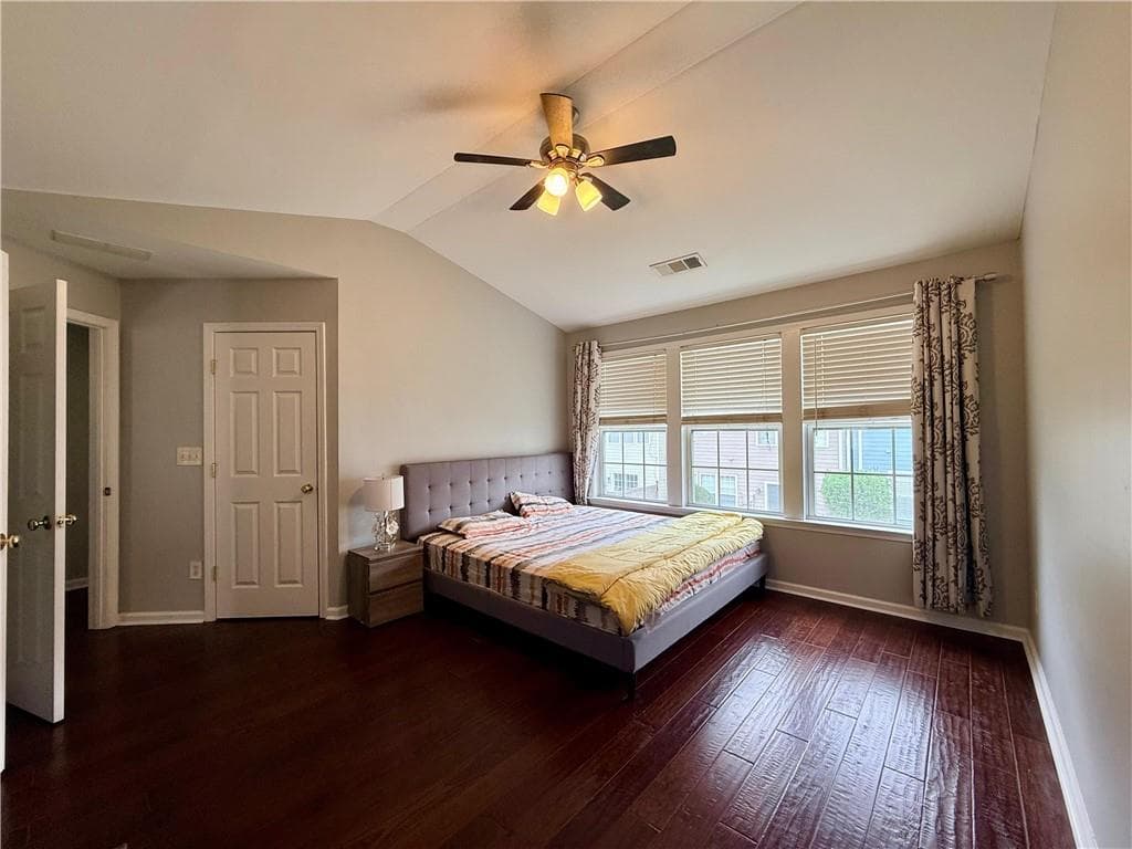 3 bedroom, 3 bathroom, 1,364 sq ft townhouse for sale at 3087 Commonwealth Way, Alpharetta, GA 30004 — photo 9