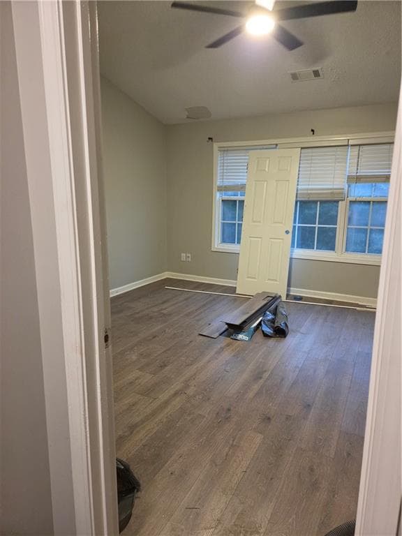4 bedroom, 3 bathroom, 1,668 sq ft townhouse for rent at 550 Parkway Road, Union City, GA 30291 for $1,750 a month — photo 2