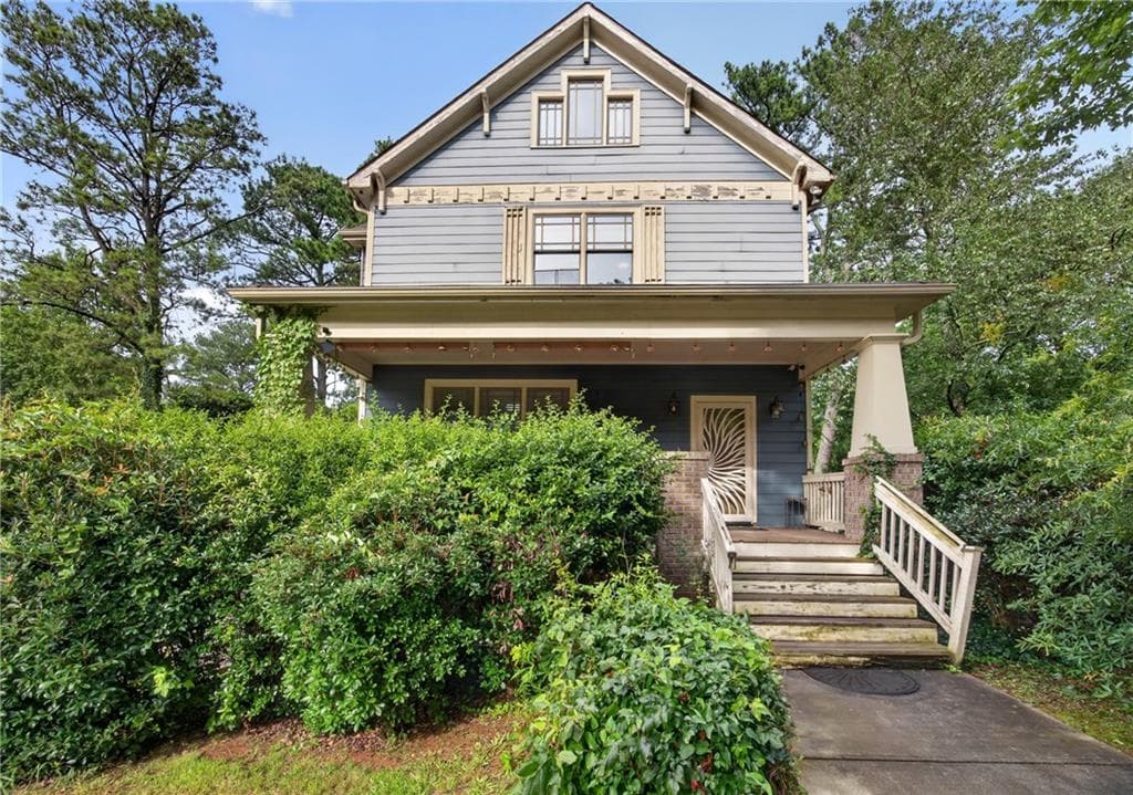 4 bedroom, 4 bathroom, 2,358 sq ft single family residence under contract at 2268 Nolan Drive, Decatur, GA 30034 — photo 2