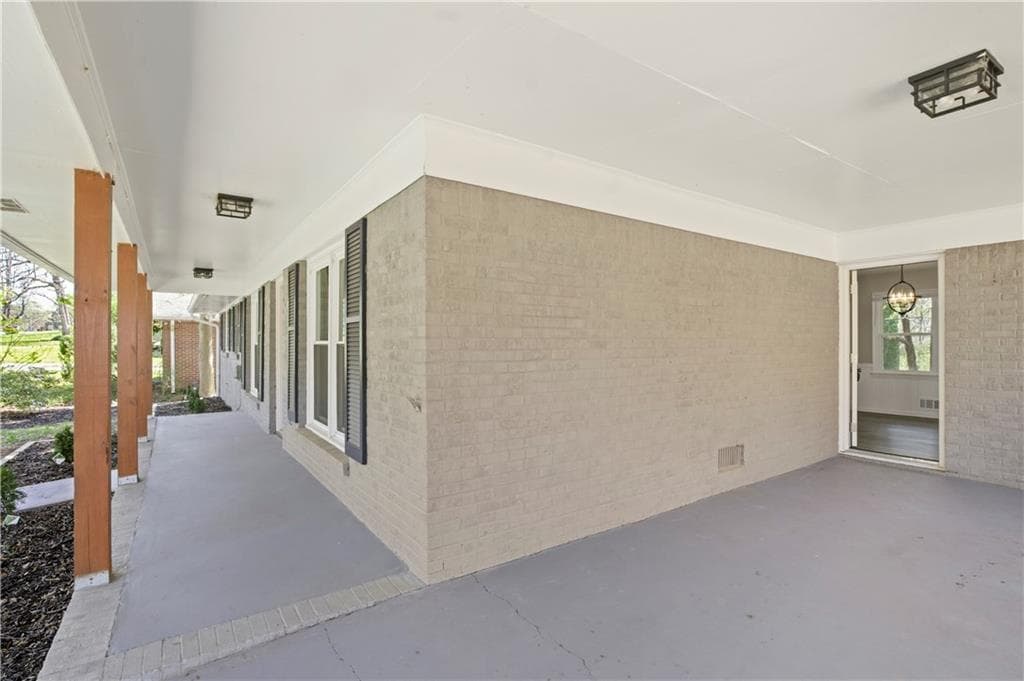 4 bedroom, 2 bathroom, 3,560 sq ft single family residence for sale at 1819 Caribaea Trail, Atlanta, GA 30316 — photo 4
