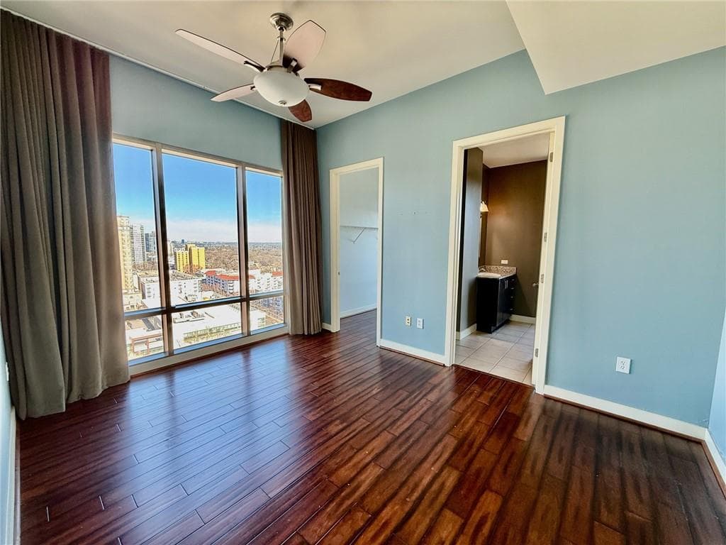 2 bedroom, 2 bathroom, 1,135 sq ft condominium for sale at 565 Peachtree Street 1811, Atlanta, GA 30308 — photo 9