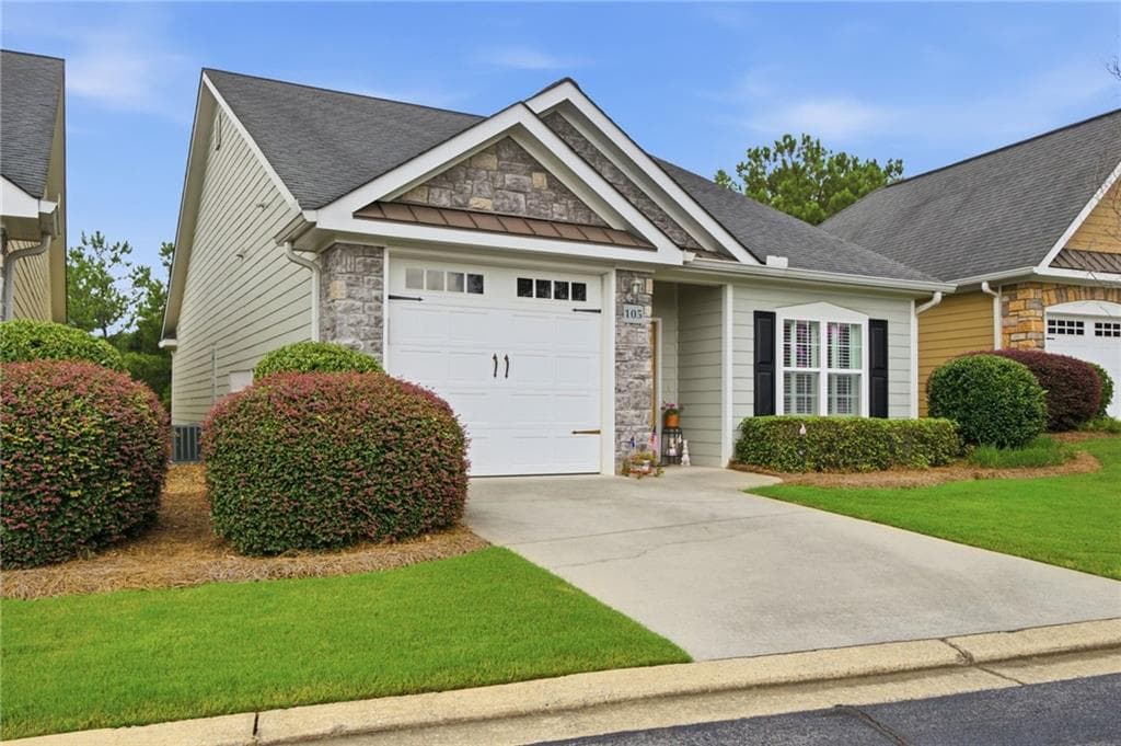 2 bedroom, 2 bathroom, 1,552 sq ft single family residence under contract at 105 Maplecrest Lane, Rome, GA 30161 — photo 3