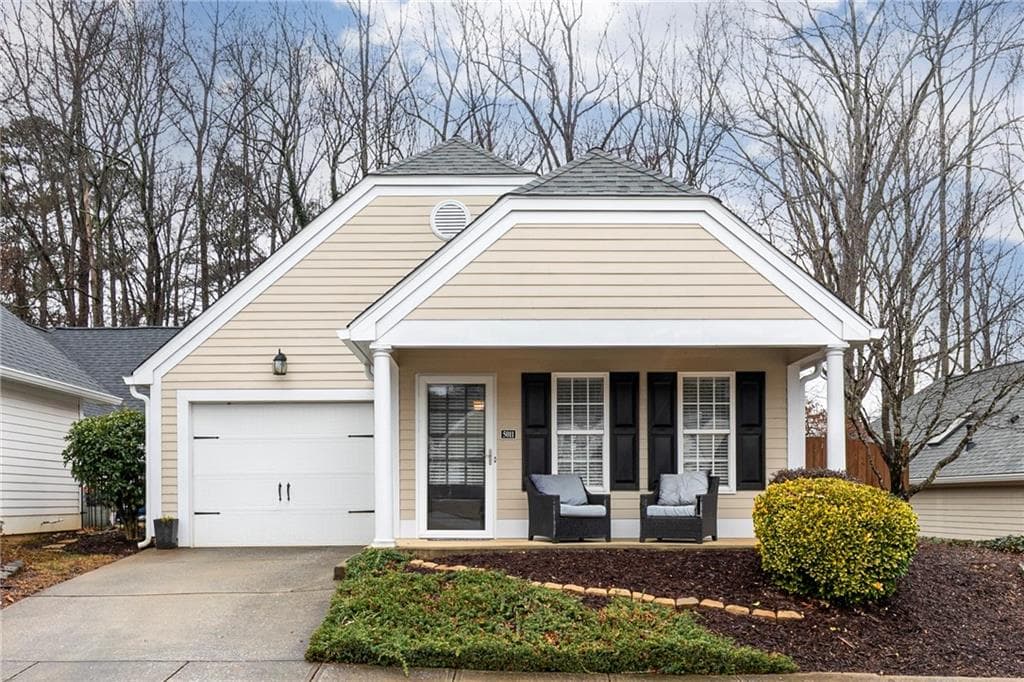 2 bedroom, 2 bathroom, 1,444 sq ft single family residence for sale at 5011 Kathryn Glen Drive, Acworth, GA 30101