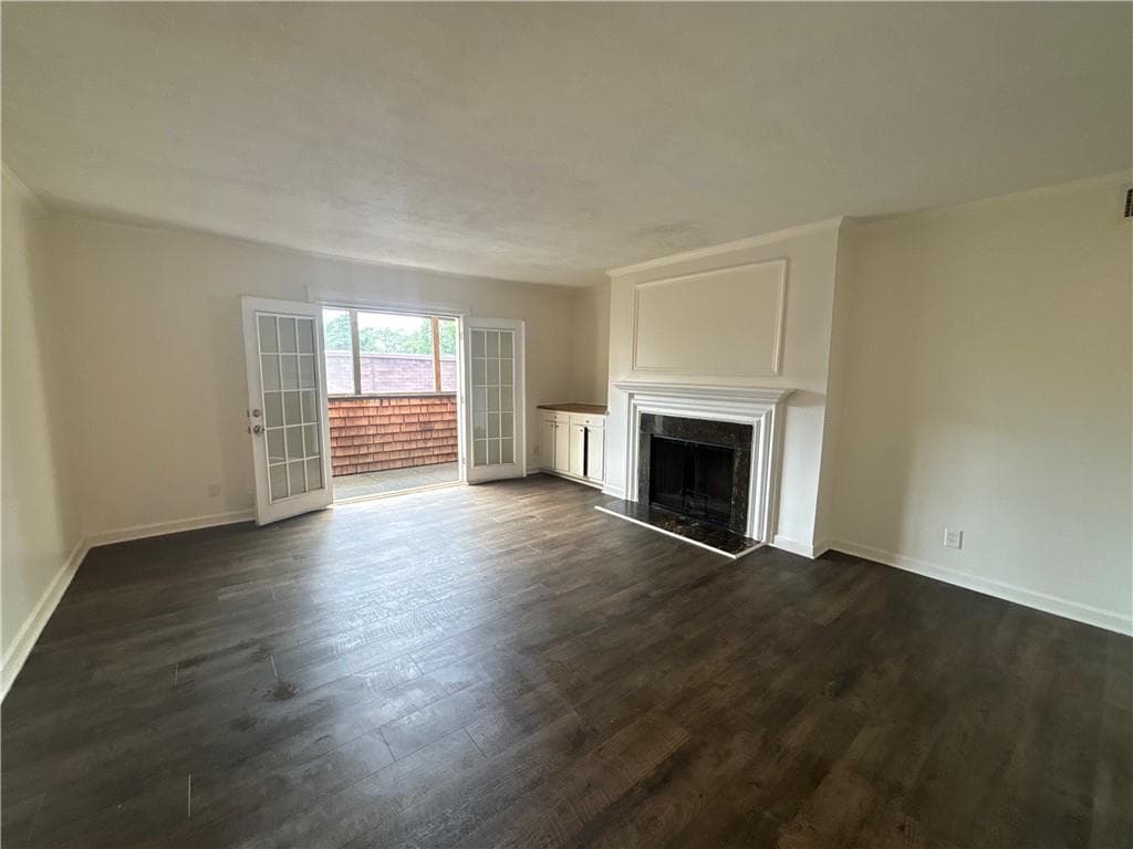 3 bedroom, 3 bathroom, 1,628 sq ft condominium for rent at 146 Rue Fontaine Road, Lithonia, GA 30038 for $1,500 a month — photo 1 of 36