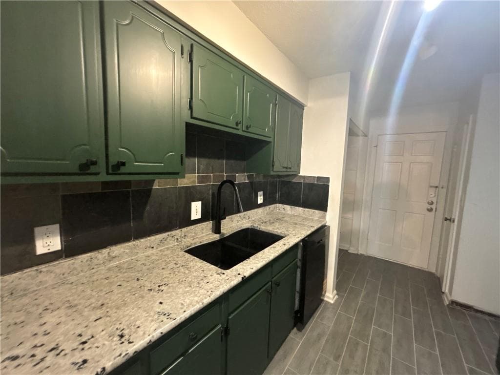 3 bedroom, 3 bathroom, 1,628 sq ft condominium for rent at 146 Rue Fontaine Road, Lithonia, GA 30038 for $1,500 a month — photo 6
