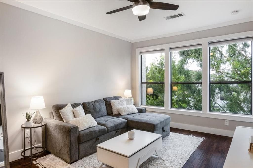 1 bedroom, 1 bathroom, 650 sq ft condominium for sale at 821 Ralph McGill Boulevard 2405, Atlanta, GA 30306 — photo 6