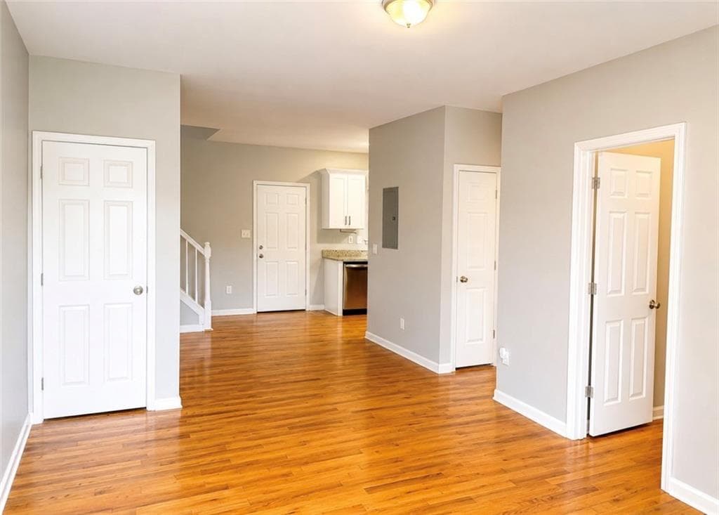 duplex under contract at 308 Anderson Avenue, Atlanta, GA 30314 — photo 5