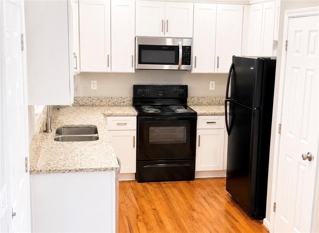 duplex under contract at 308 Anderson Avenue, Atlanta, GA 30314 — photo 9