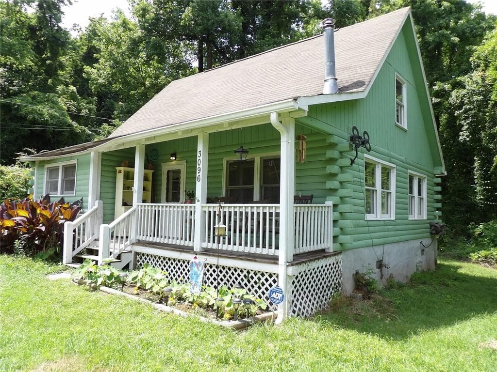 3 bedroom, 2 bathroom, 1,320 sq ft single family residence for sale at 3096 Campground Road, Winston, GA 30187