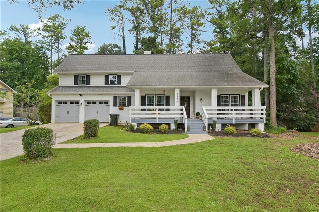 4 bedroom, 4 bathroom, 2,861 sq ft single family residence under contract at 2382 Battle Forest Drive, Marietta, GA 30064