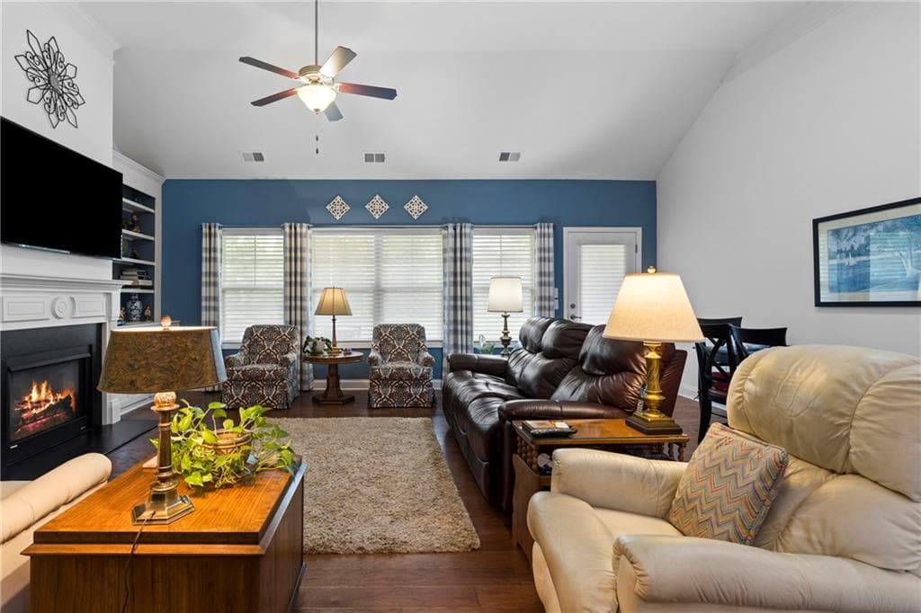 3 bedroom, 3 bathroom, 2,533 sq ft single family residence for sale at 4725 Amble Trace, Cumming, GA 30040 — photo 8