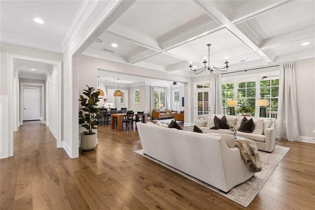 6 bedroom, 5 bathroom, 6,319 sq ft single family residence for sale at 1060 Kent Court, Milton, GA 30004 — photo 10