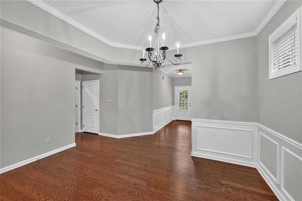 4 bedroom, 3 bathroom, 2,110 sq ft single family residence for sale at 369 Privet Circle, Suwanee, GA 30024 — photo 4