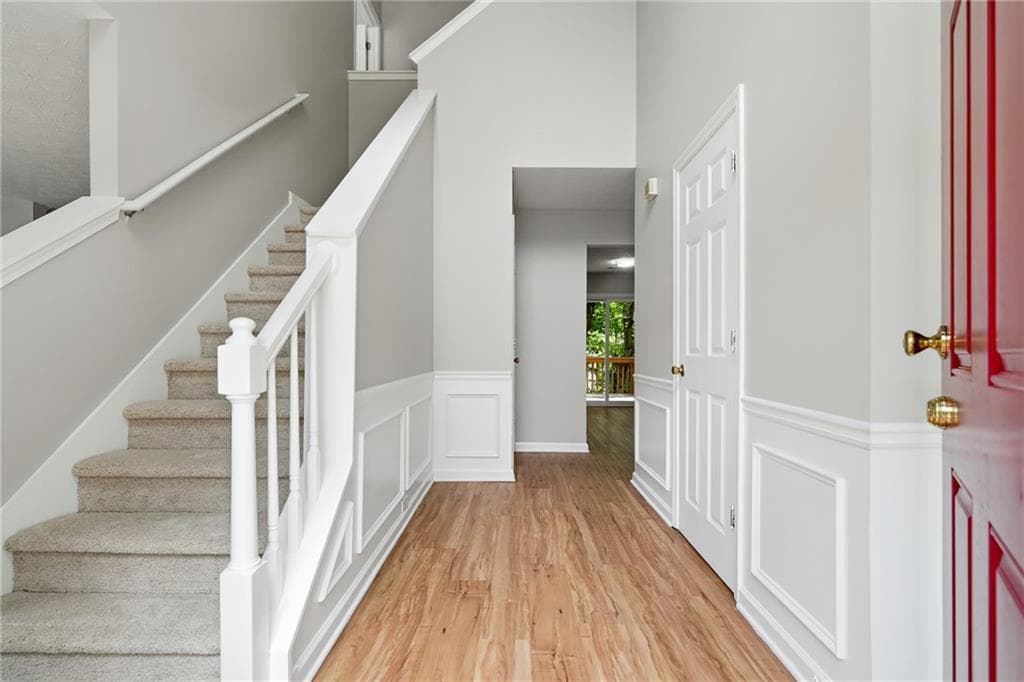 4 bedroom, 3 bathroom, 2,254 sq ft single family residence for sale at 1255 Winthrope Chase Drive, Alpharetta, GA 30009 — photo 10
