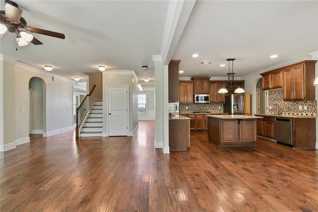7 bedroom, 6 bathroom, 4,920 sq ft single family residence for rent at 4530 Fernbrook Place, Cumming, GA 30040 for $3,400 a month — photo 7
